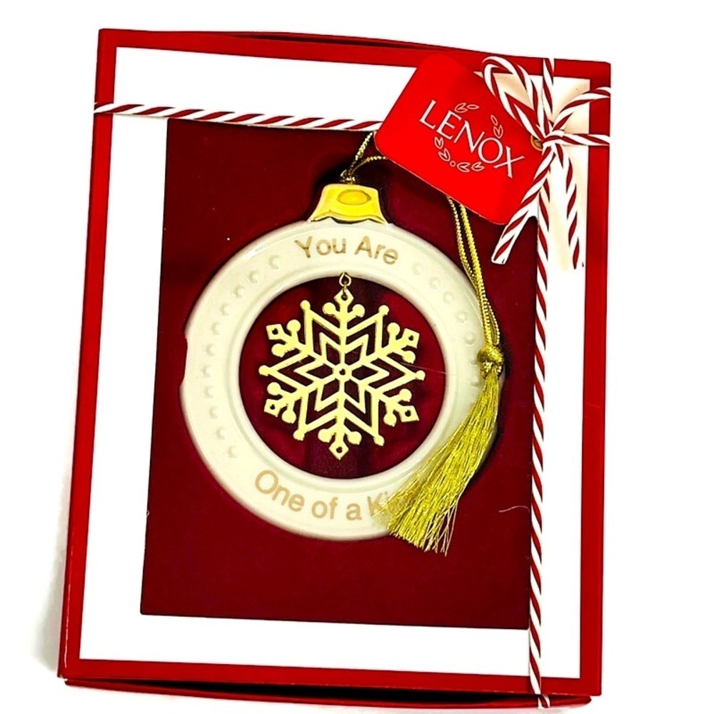LENOX “You Are one Of A Kind Friend” Round Gold Tasseled Porcelain 3.5” Ornament